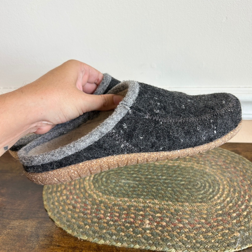 Taos Wool Clogs Charcoal Grey Felted Slip On Mules Cork Sole Womens 8.5 - Picture 4 of 7
